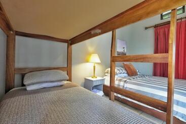 تختخواب و صبحانه Villas Aracari