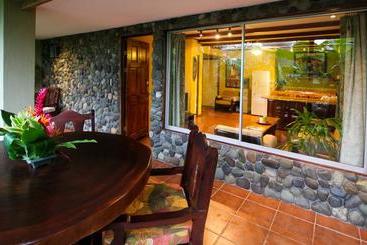 تختخواب و صبحانه Villas Oasis