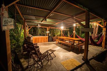 تختخواب و صبحانه Villas Oasis