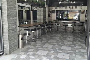 Ervoruto Hostel Makati