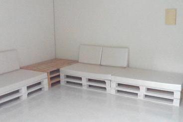 Backpackers And Travellers Hostel