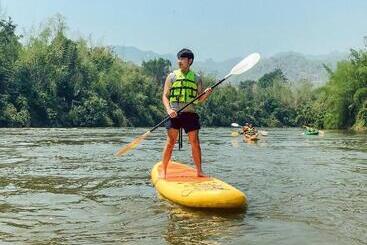酒店 Binlha Raft Resort