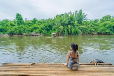 酒店 Binlha Raft Resort