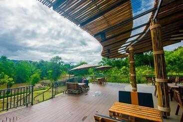 酒店 Binlha Raft Resort