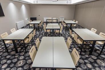هتل Center Novo Mesto