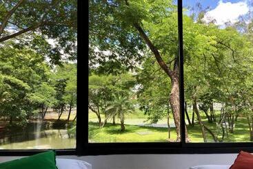 Hotel Green@buriram