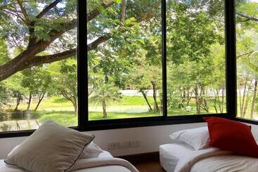 酒店 Green@buriram