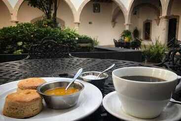 هتل Hacienda Santa Fe