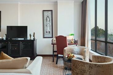 Palace Gate Hotel & Resort By Ehm
