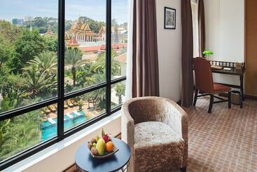 Palace Gate Hotel & Resort By Ehm