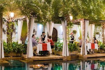 Palace Gate Hotel & Resort By Ehm