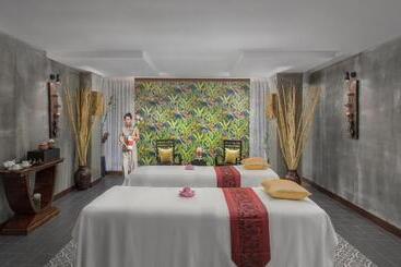 Palace Gate Hotel & Resort By Ehm