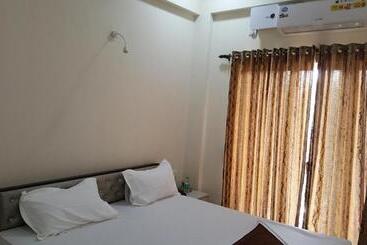 استراحتگاه Anand Agro Tourism Kashid