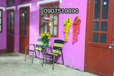 Thuy Hang Motel