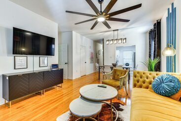 Colorful Baton Rouge Home: Deck, Grill & Fire Pit