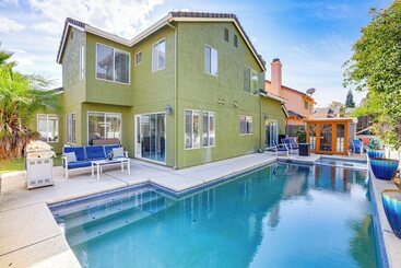 Elegant Antelope Home W/ Pool, Spa & Sauna!
