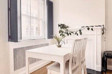 هتل Heart Of London Suites