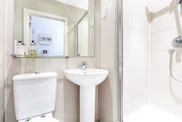 هتل Heart Of London Suites