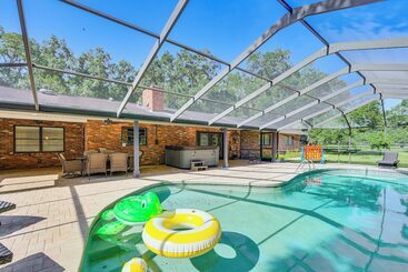 Lutz Home W/ Game Room: 7 Mi To Adventure Island!