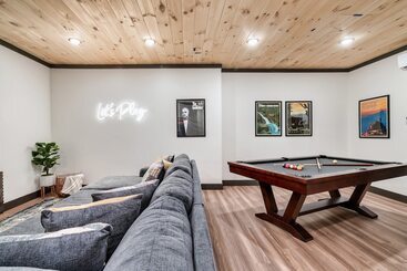 Halle Beary By Avantstay Indoor Pool + Hot Tub Sunset Views