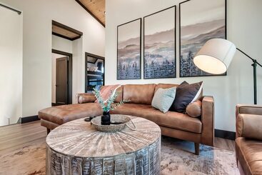 Halle Beary By Avantstay Indoor Pool + Hot Tub Sunset Views