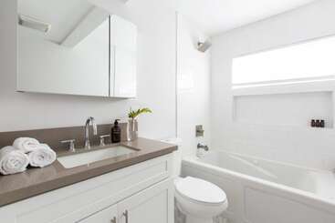Hamilton I & Ii By Avantstay Modern 6 Bdr W/ Spa & Rooftop Patio