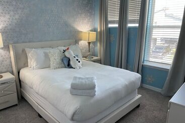 Jodie S Luxury Solara Home