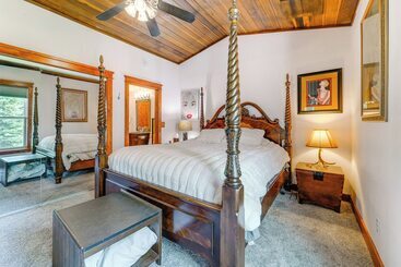 茅舍 Riverfront Truckee Home < 7 Mi To Lake & Skiing!
