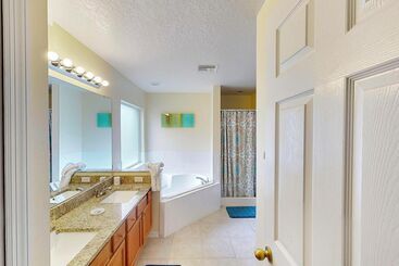William S Lake Berkley Resort Vacation Home