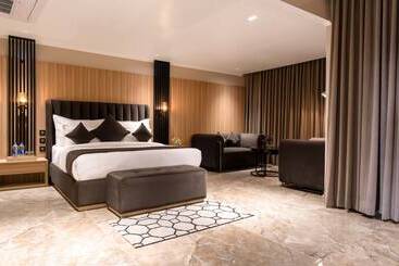 Alpine Hotel And Villas