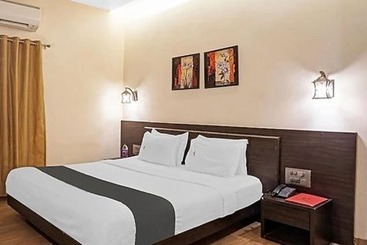 Fabhotel Prime Omkar Executive