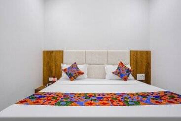 Fabhotel Western Inn