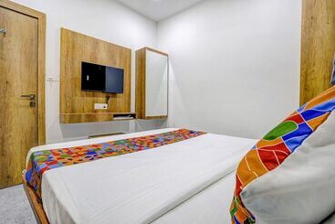 Fabhotel Western Inn