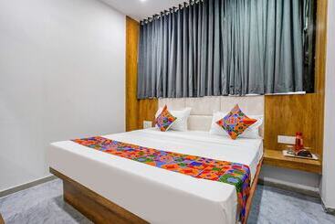 Fabhotel Western Inn