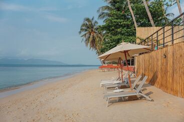 مسافرخانه Sea&sky Luxury Absolute Beachfront Villa