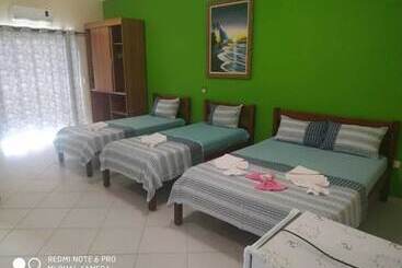 Хостел Suites Ubatuba Praia Da Lagoinha