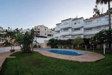 호텔 Apartamentos Tropicalia Almuñecar