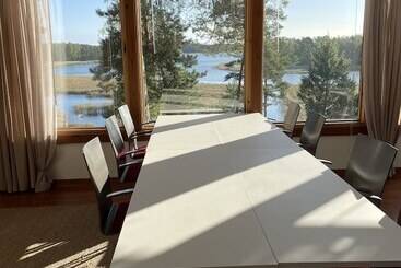 هتل Aurora Igloo Porvoo