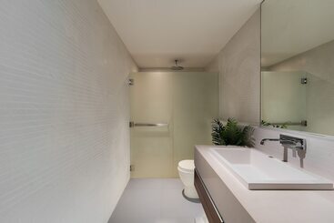 هتل Bluepoint Seaview Patong 818