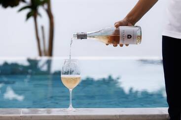 هتل Elite Atoll Beachfront