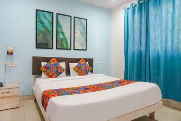 هتل Fabexpress Galaxy Hospitality