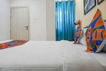 هتل Fabexpress Galaxy Hospitality