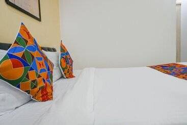 هتل Fabexpress Galaxy Hospitality