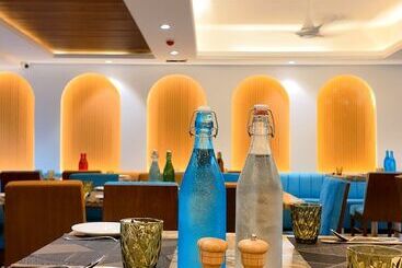 Fortune Select Candolim, Goa Member Itc Hotels Group