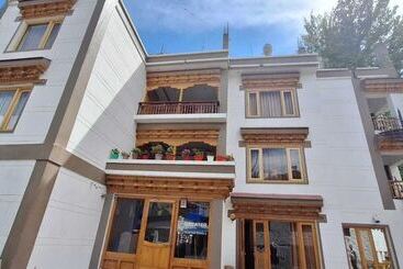هتل Greater Ladakh Residency
