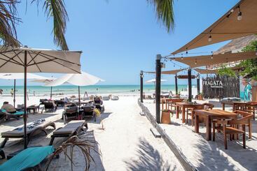 호텔 Hau Holbox Beach Front