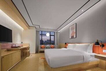 هتل Hilton Garden Inn Aksu Downtown
