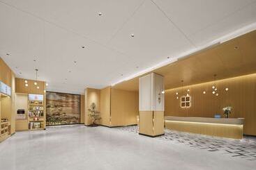 هتل Hilton Garden Inn Aksu Downtown