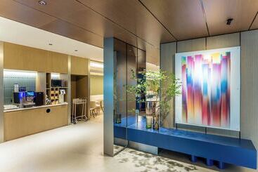 هتل Holiday Inn Express Shanghai Jing An Temple, An Ihg