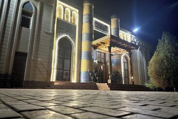 هتل Qibla Tozabog